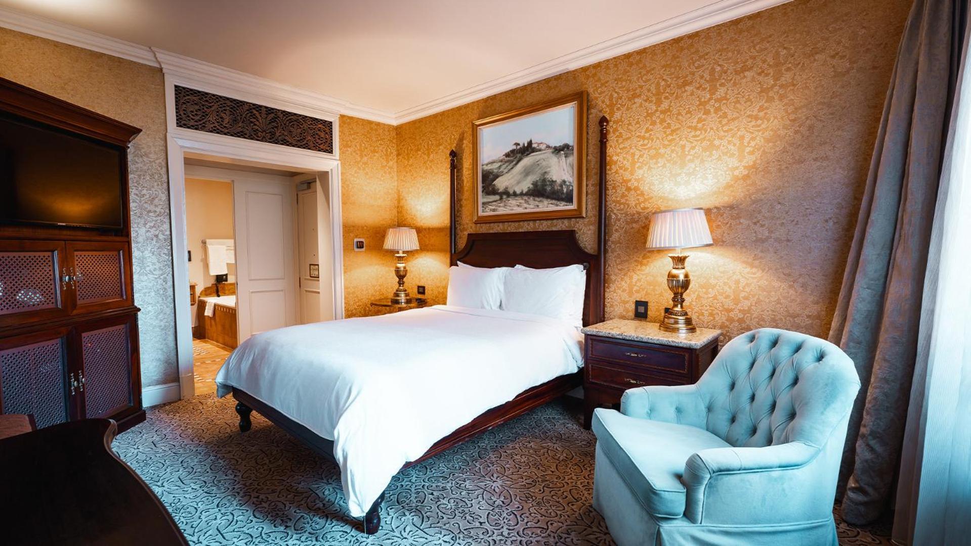 Palazzo Hotel Fourways Exterior foto A bedroom at the hotel
